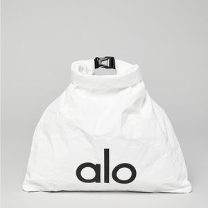 Alo Yoga Keep It Dry Fitness Bag